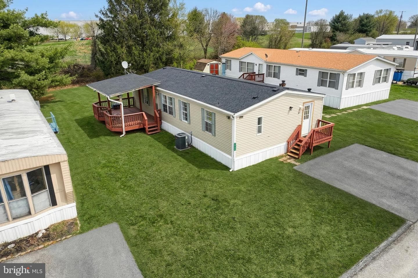 145 Chesapeake Estate photo 4