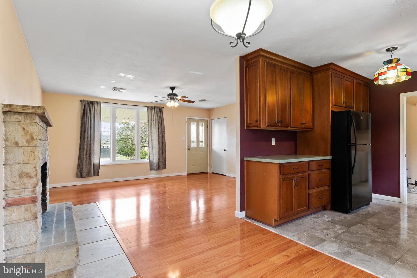 116 Pleasantview Terrace photo 5
