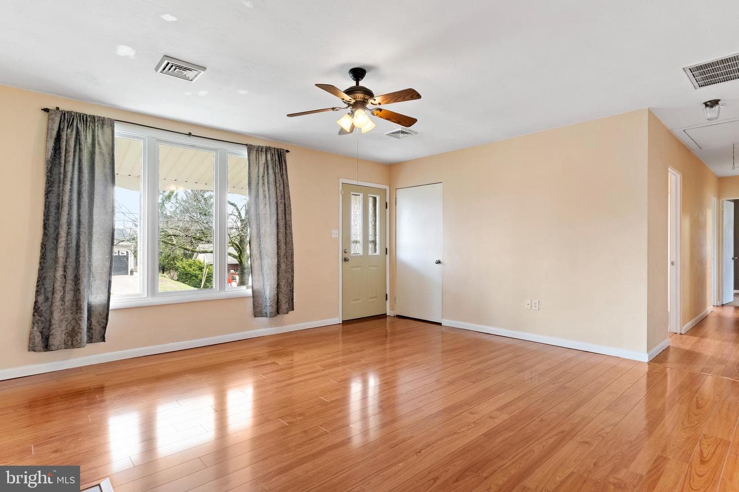 116 Pleasantview Terrace photo 8