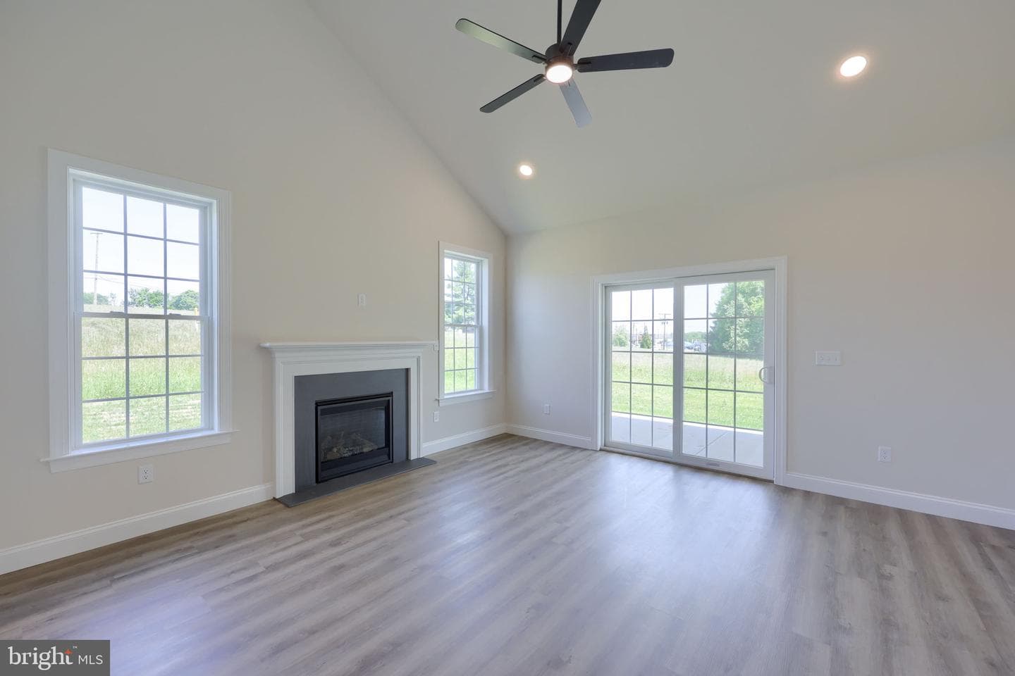 3855 Country Drive photo 9