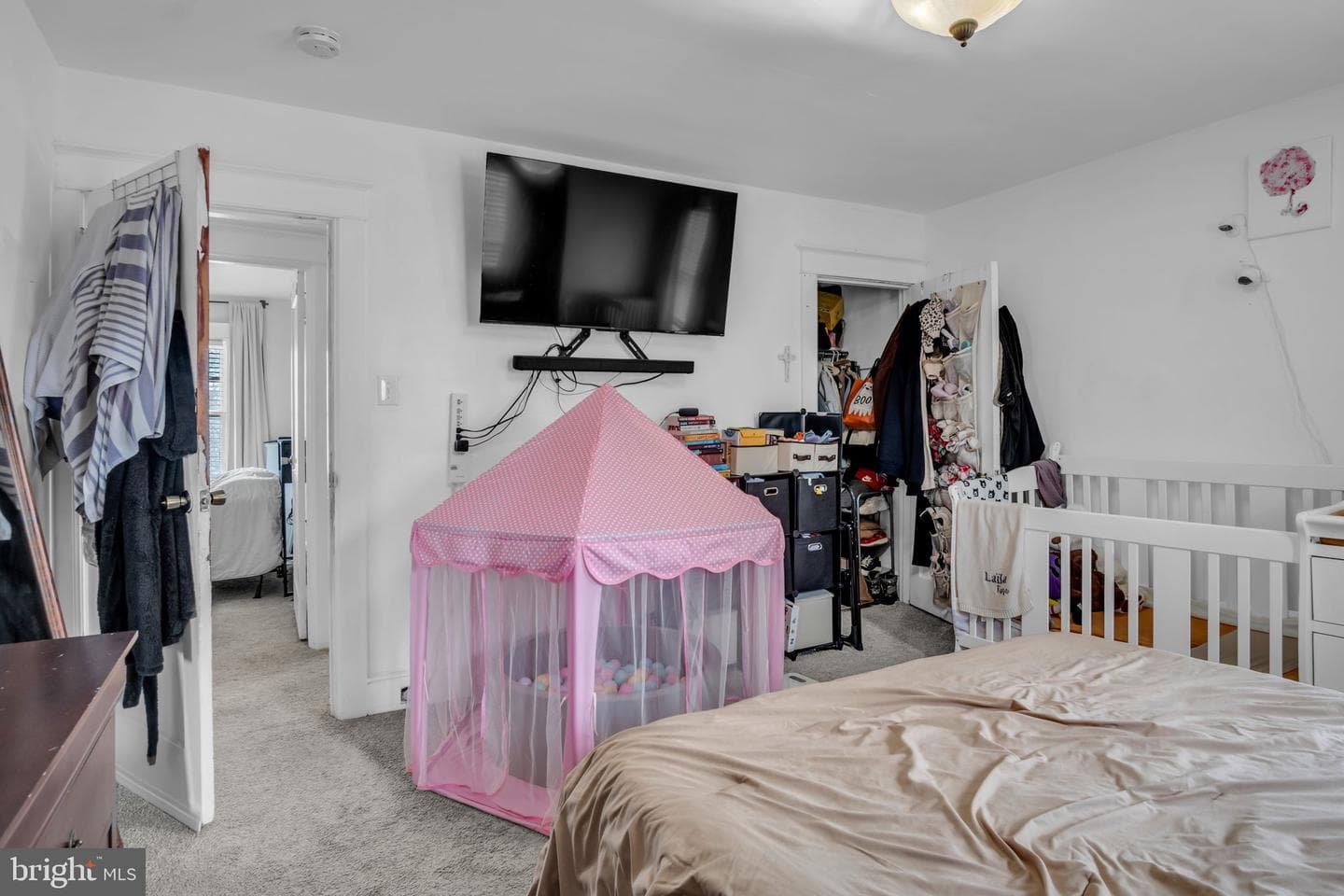 632 S Pershing Avenue photo 14