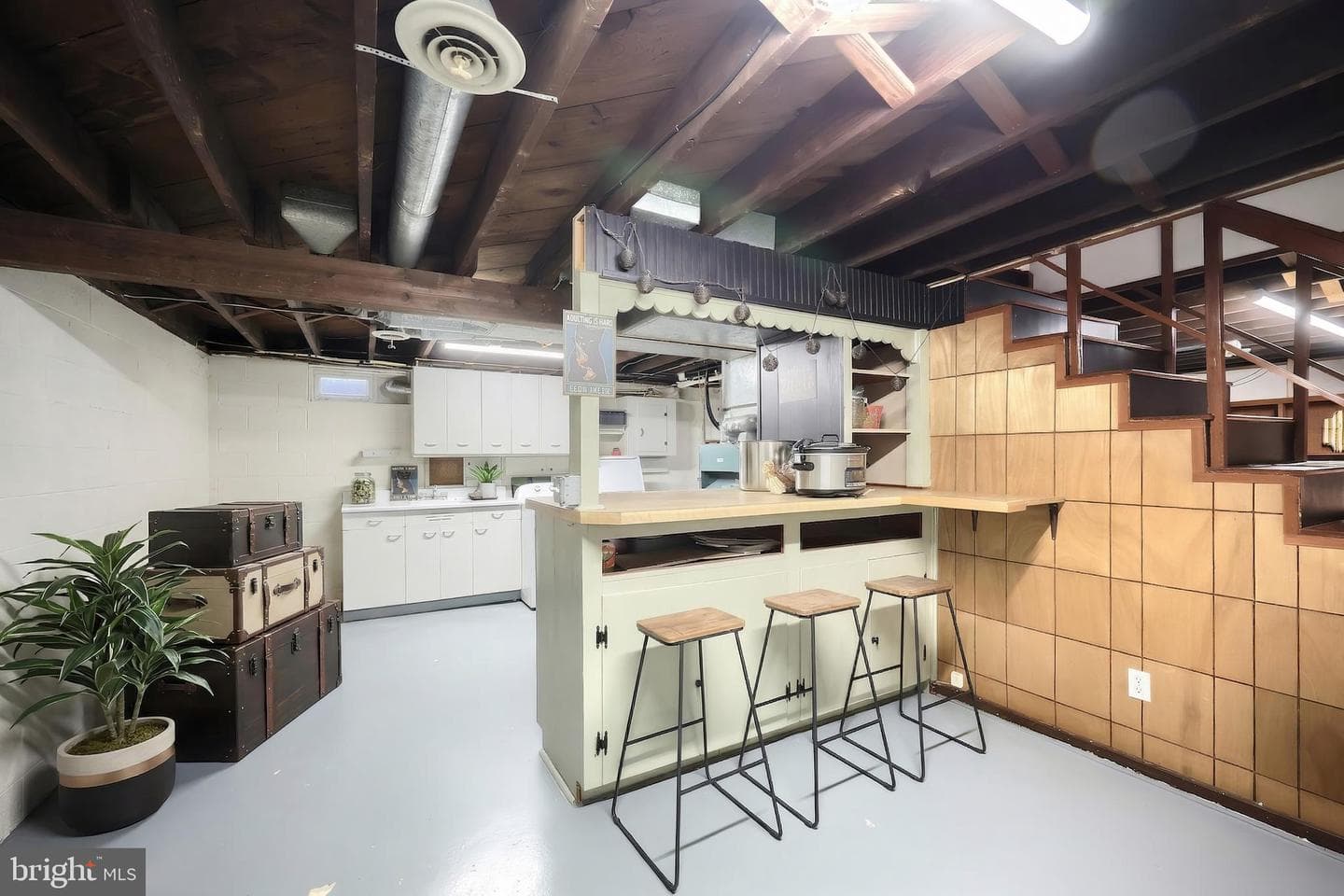 1006 E Walnut Street photo 34