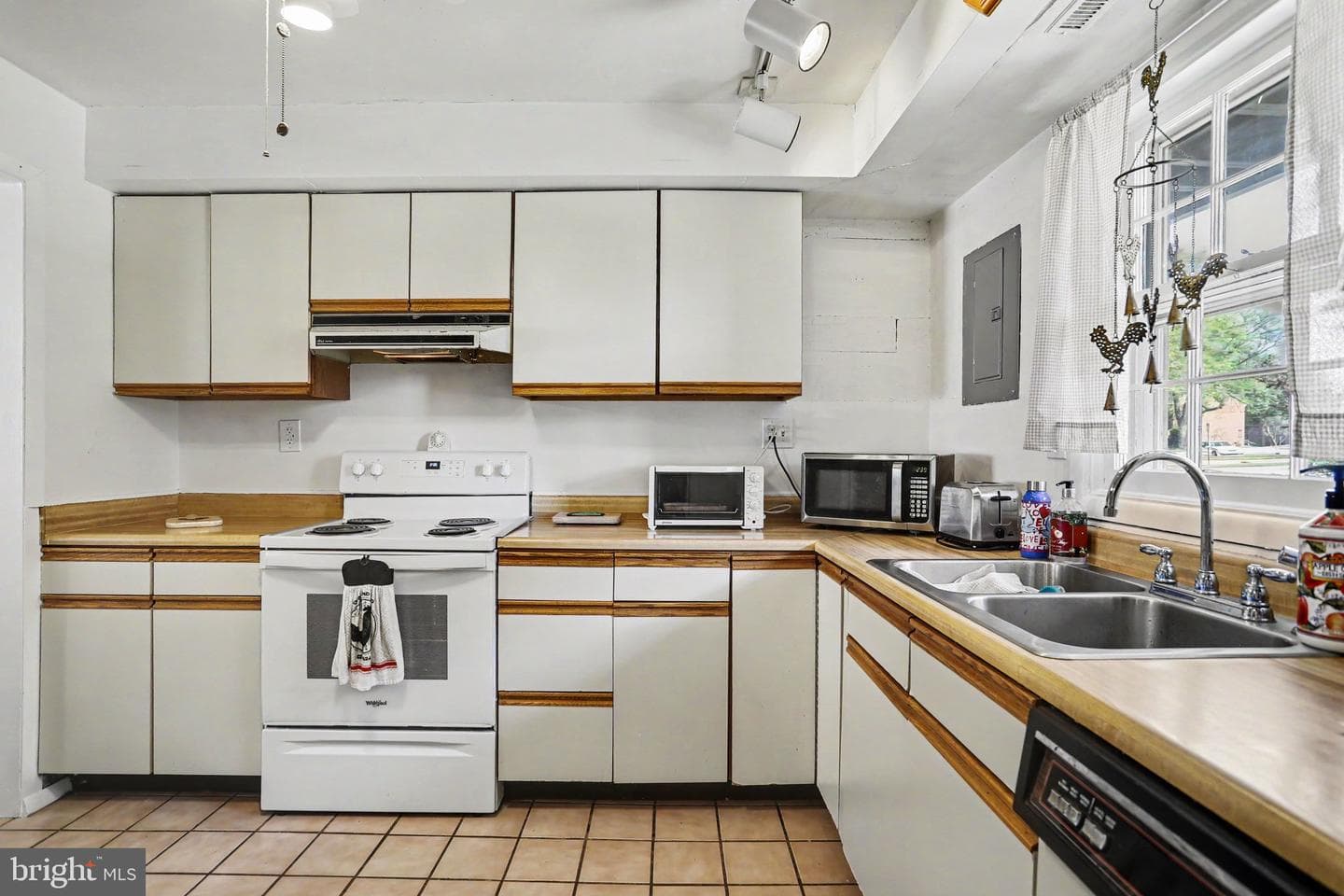 1638 Devers Rd photo 12