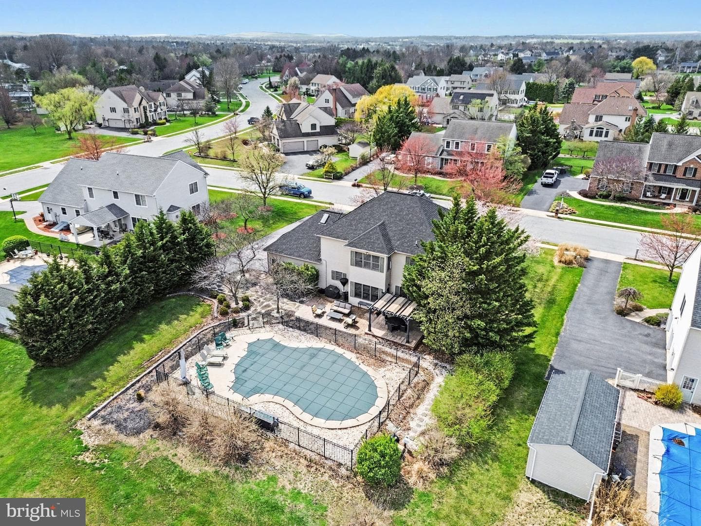 2613 Huntfield Drive photo 43