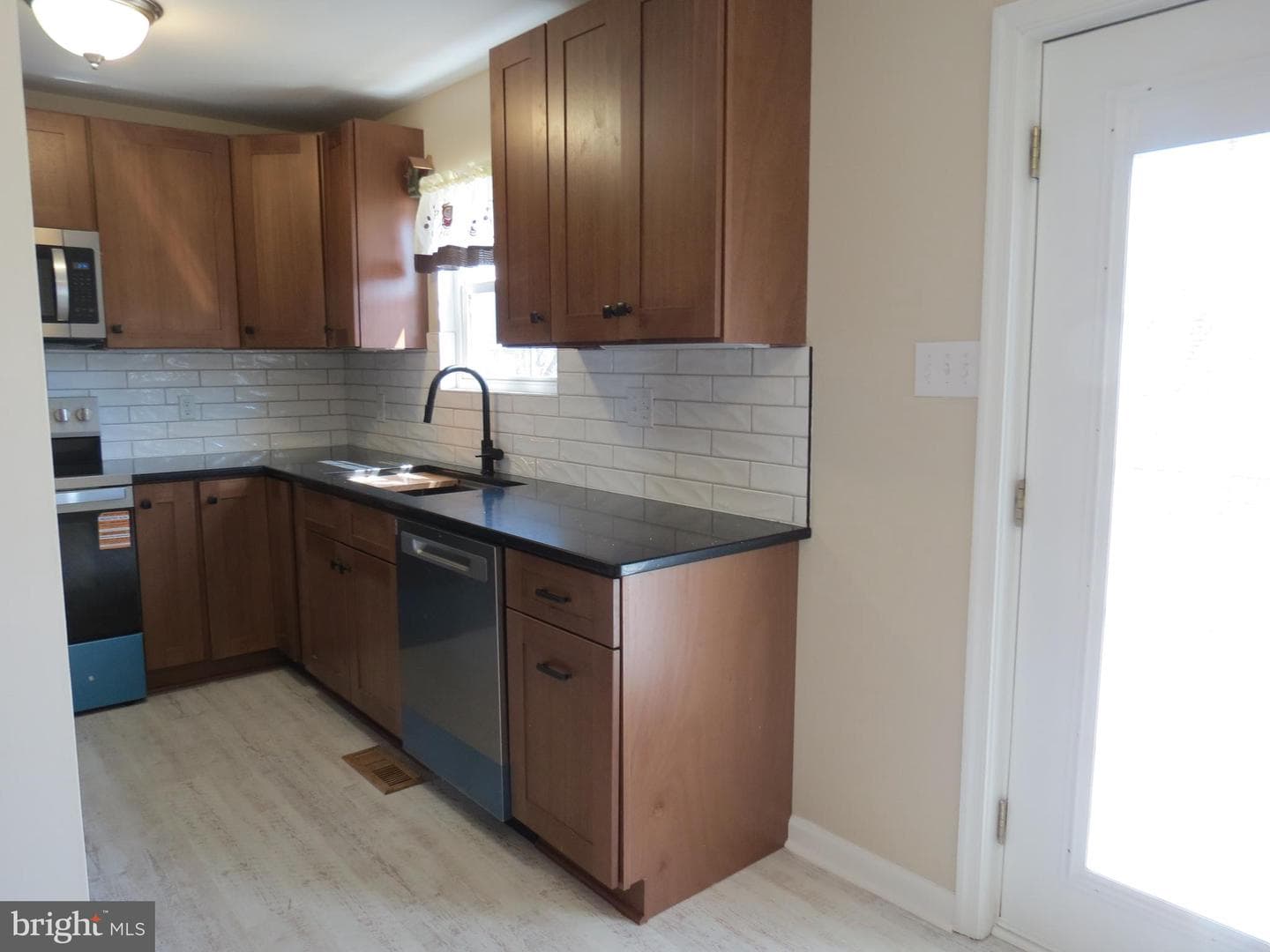 21 Red Barberry Drive photo 10