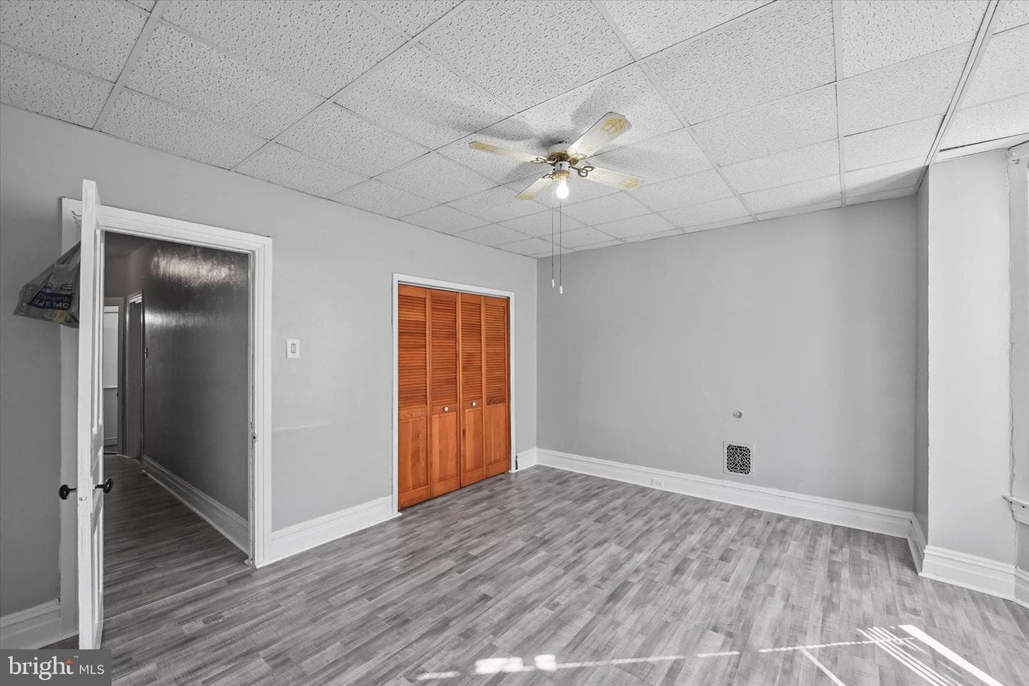 707 York Street photo 17