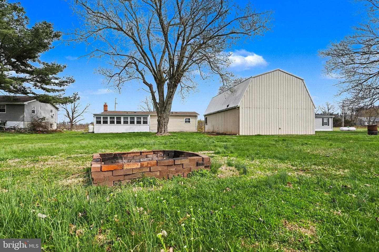 32 Pine Road photo 25