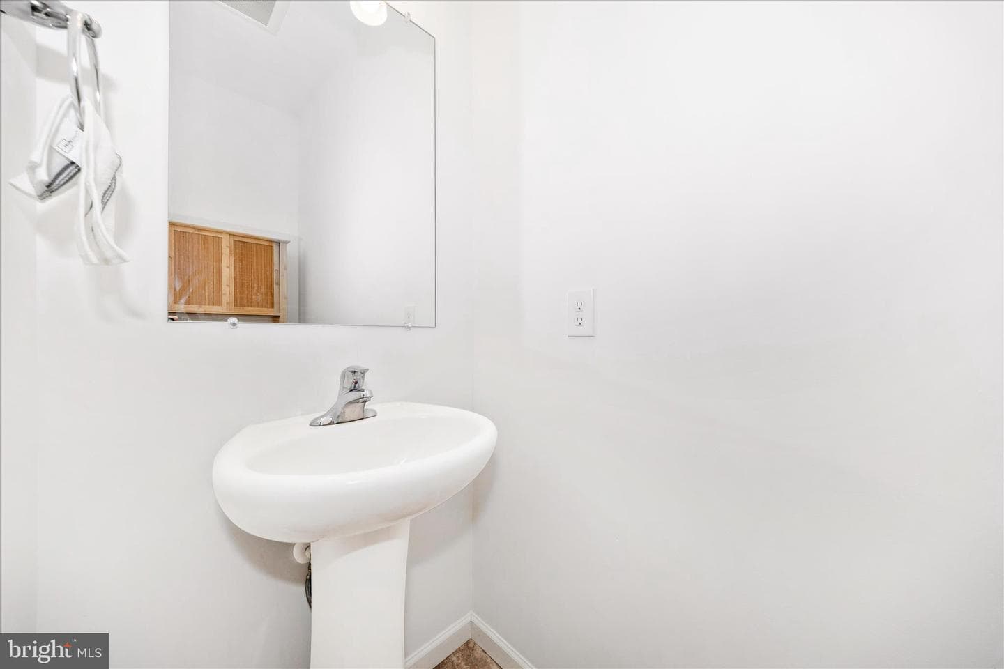 309 Eliza Road photo 19