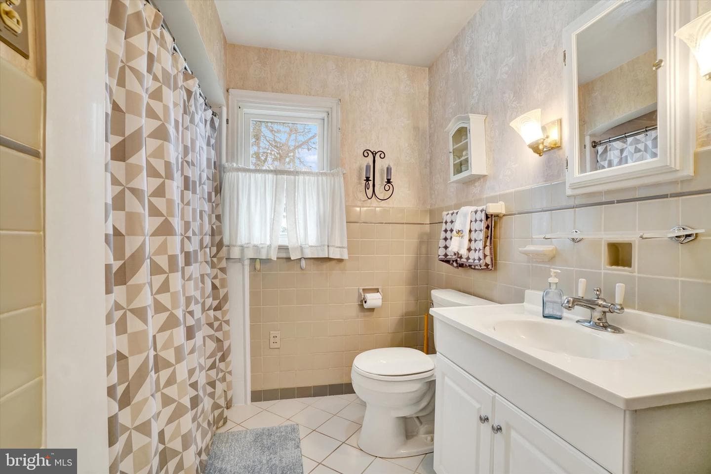 765 Country Club Road photo 5