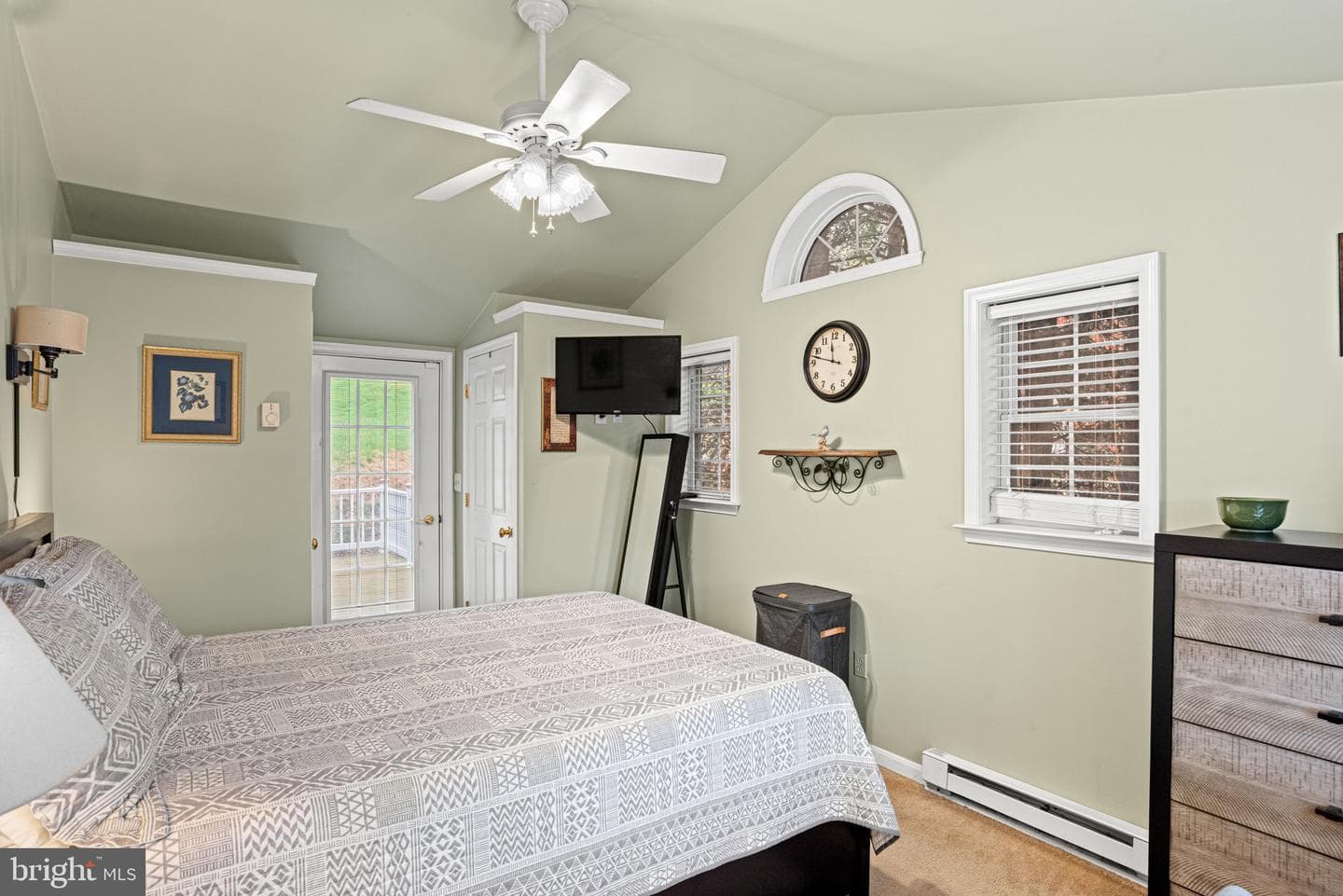 1 Terrace Heights photo 18
