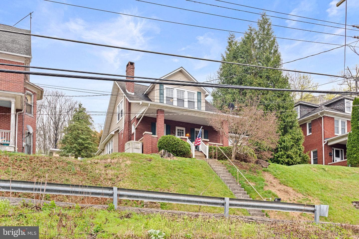 1 Terrace Heights photo 2