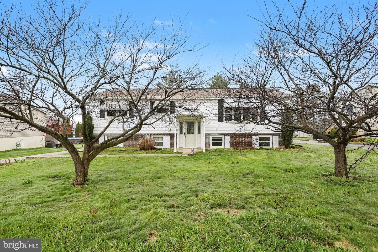 113 Forest Hills Road photo 2