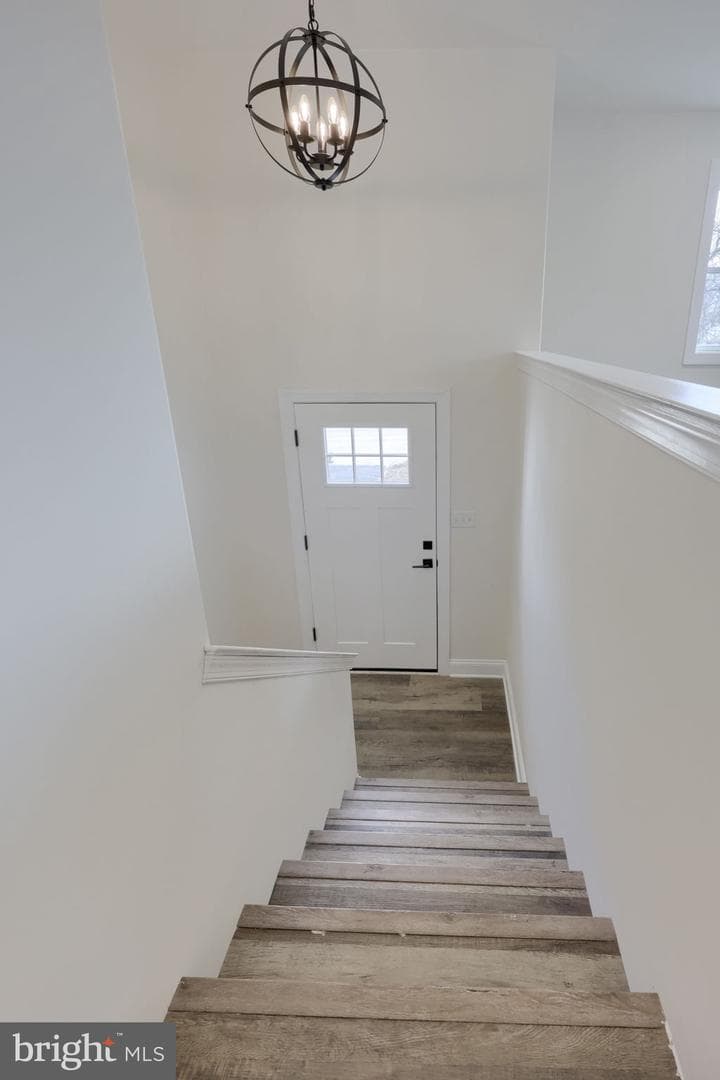 310 Kendale Road photo 3