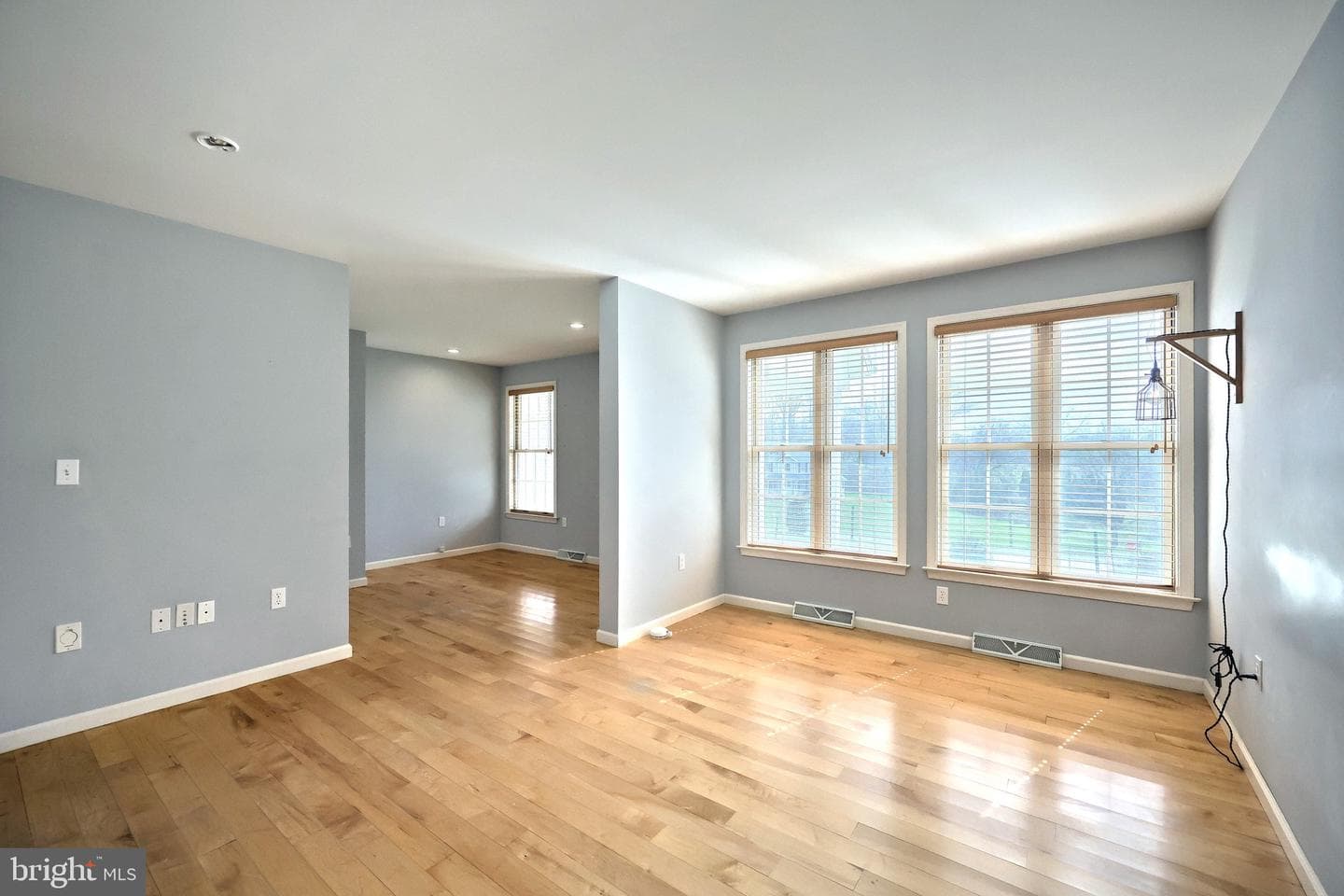 101 Fairfax Dr. photo 34