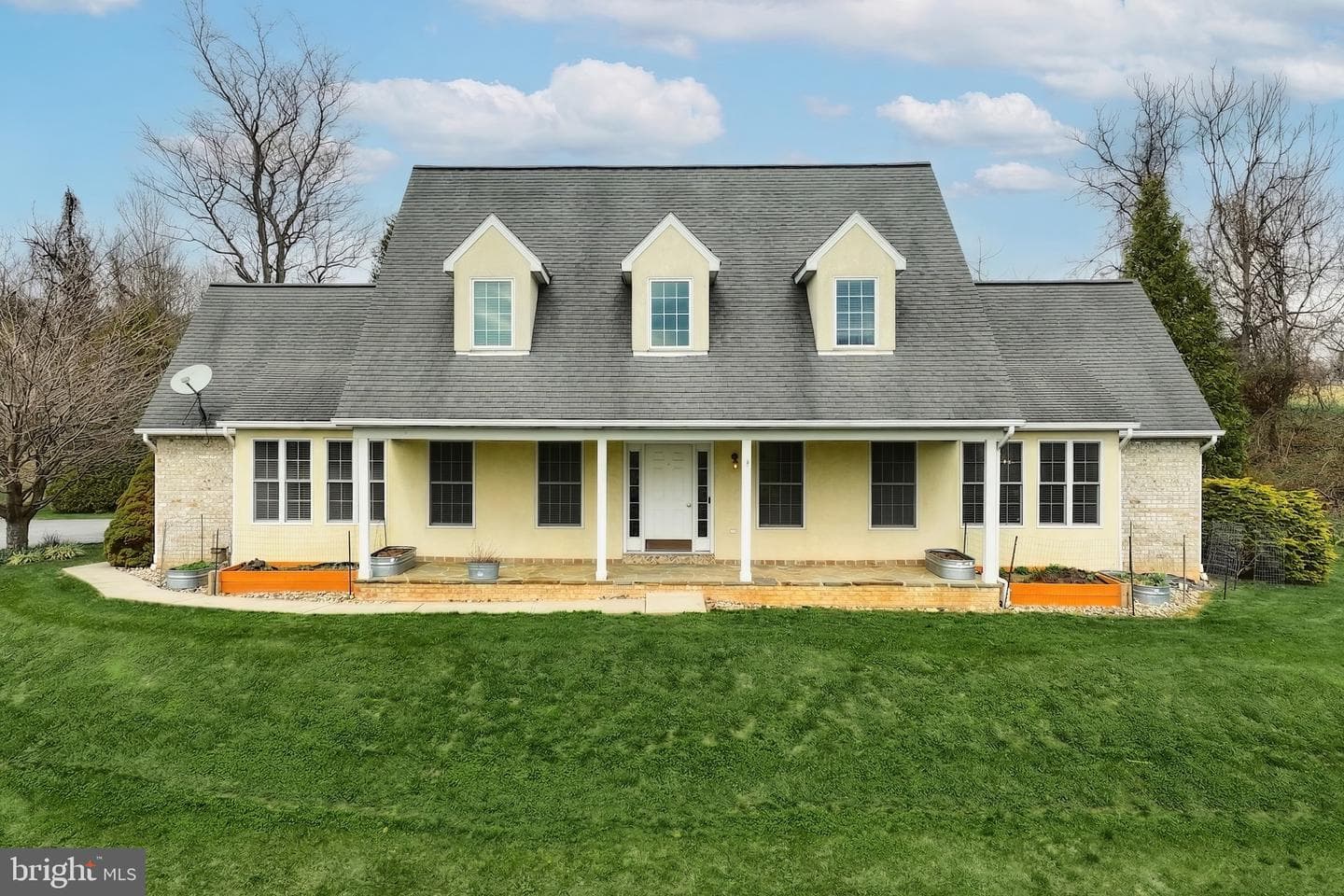 101 Fairfax Dr. photo 4