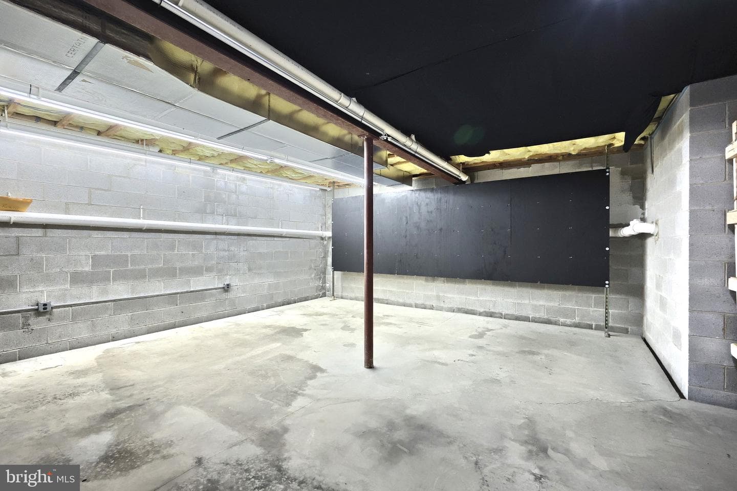 101 Fairfax Dr. photo 54