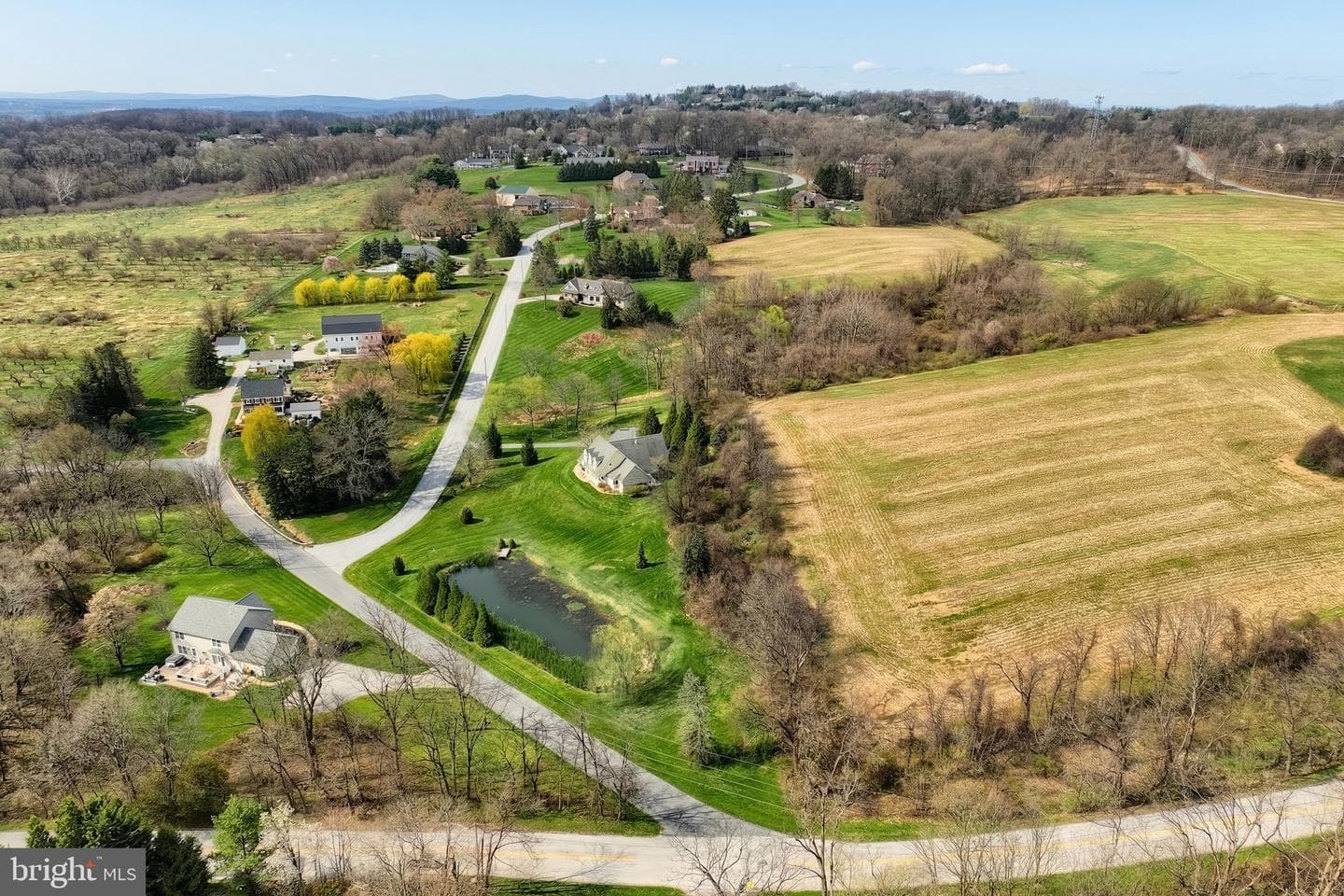 101 Fairfax Dr. photo 59