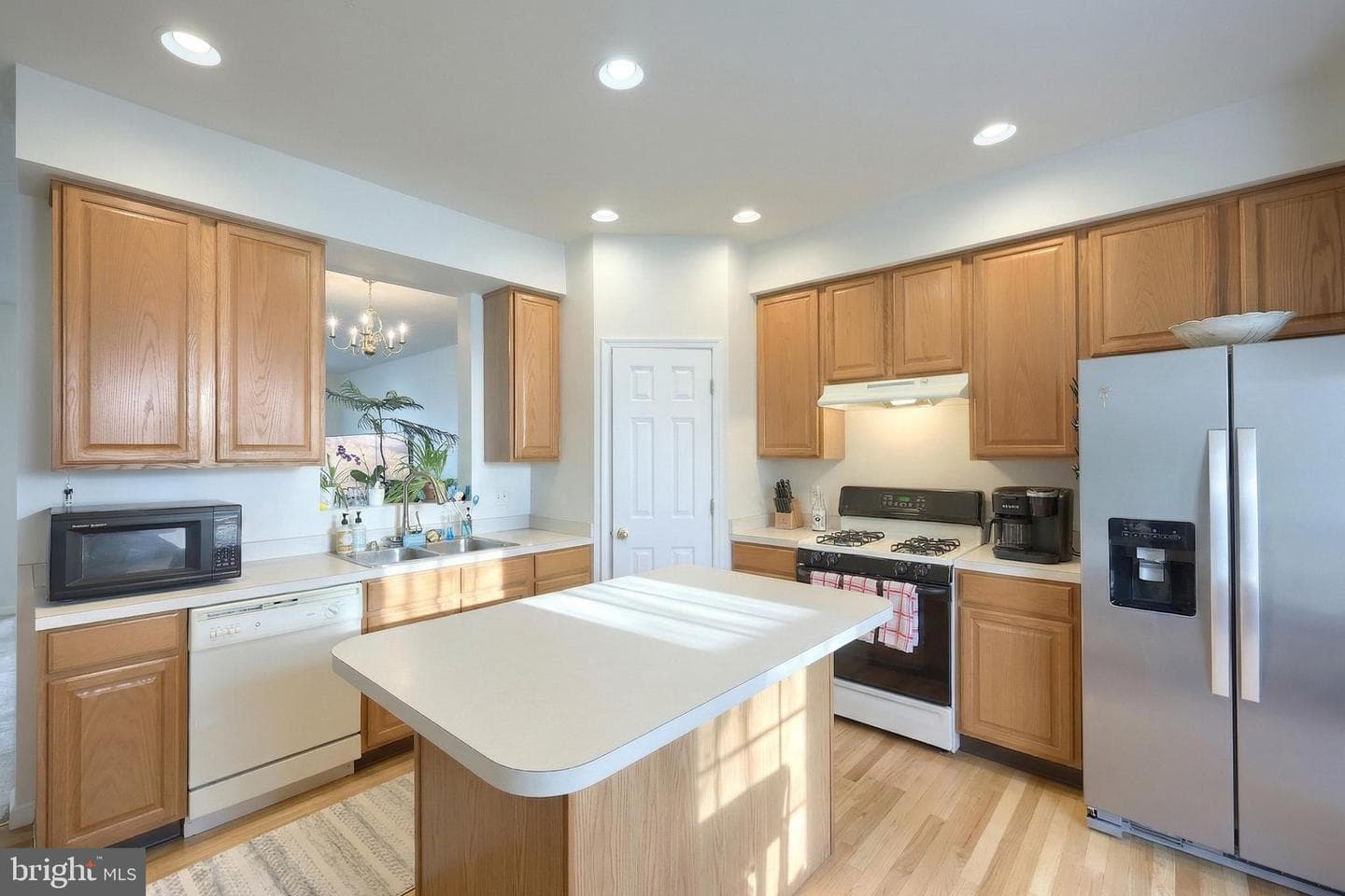 53 Zachary Drive photo 10