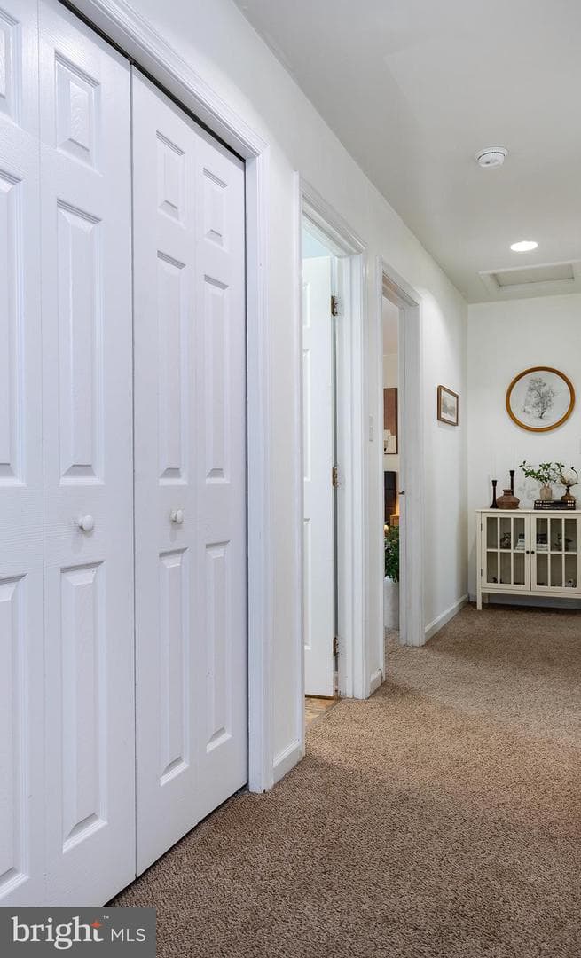 606 Butterfly Circle photo 21