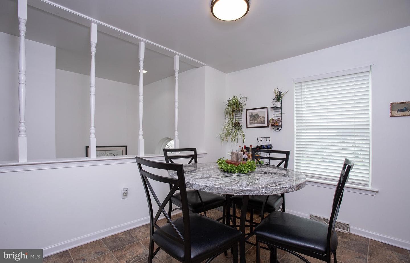 606 Butterfly Circle photo 7