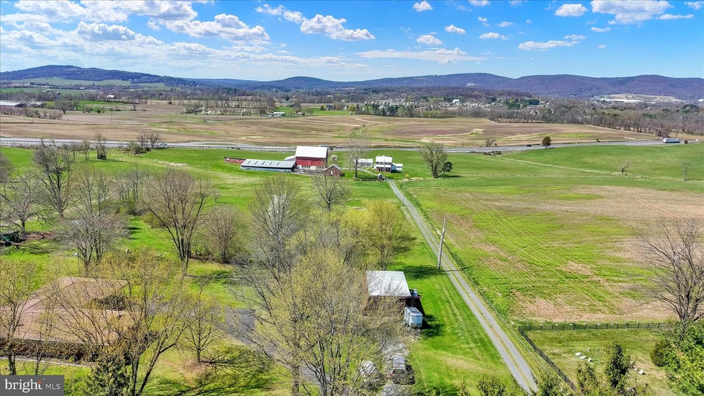 612 Capitol Hill Road, Dillsburg