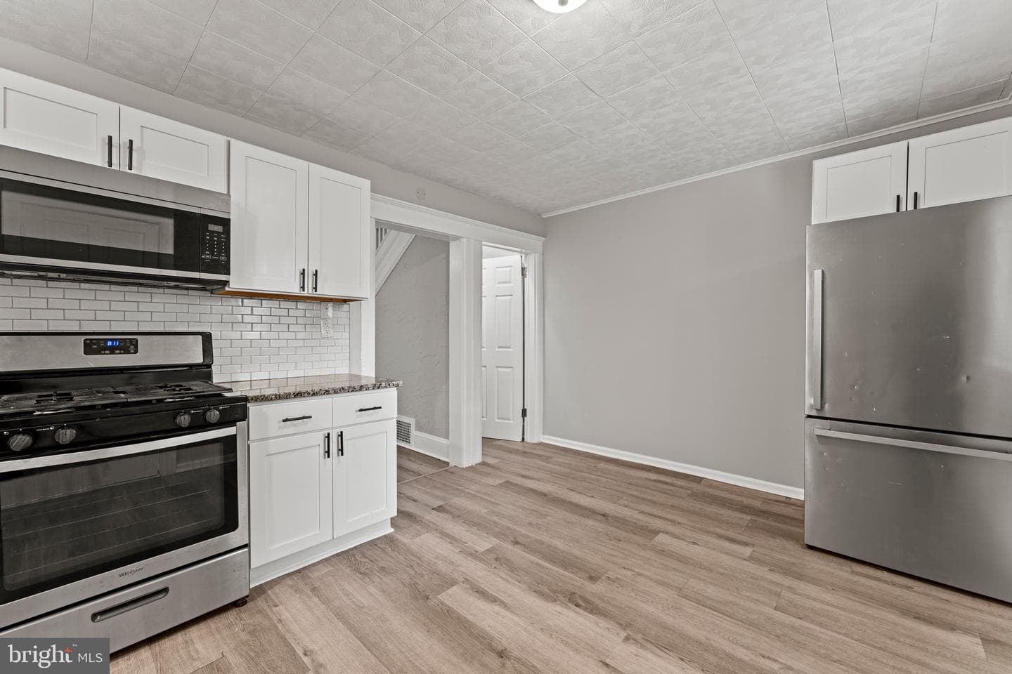 1514 W Philadelphia Street photo 13