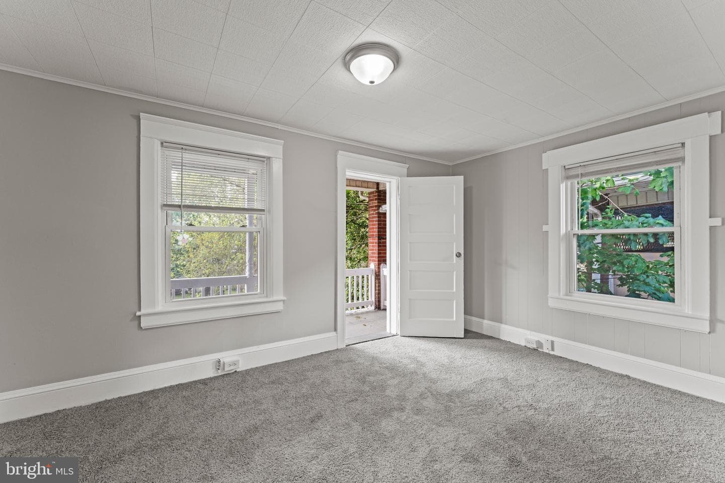 1514 W Philadelphia Street photo 15