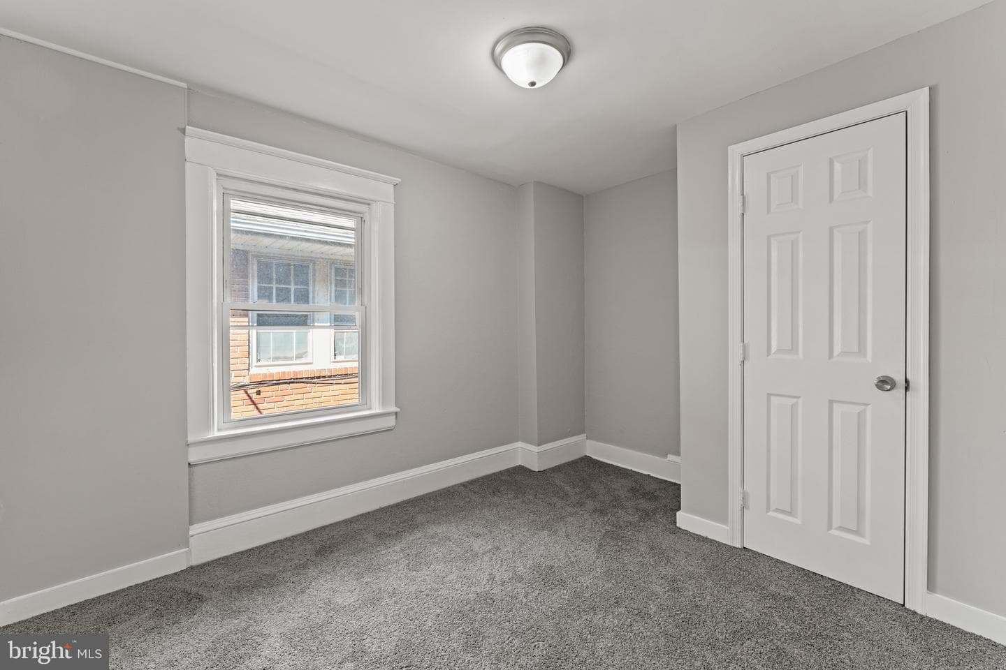1514 W Philadelphia Street photo 21