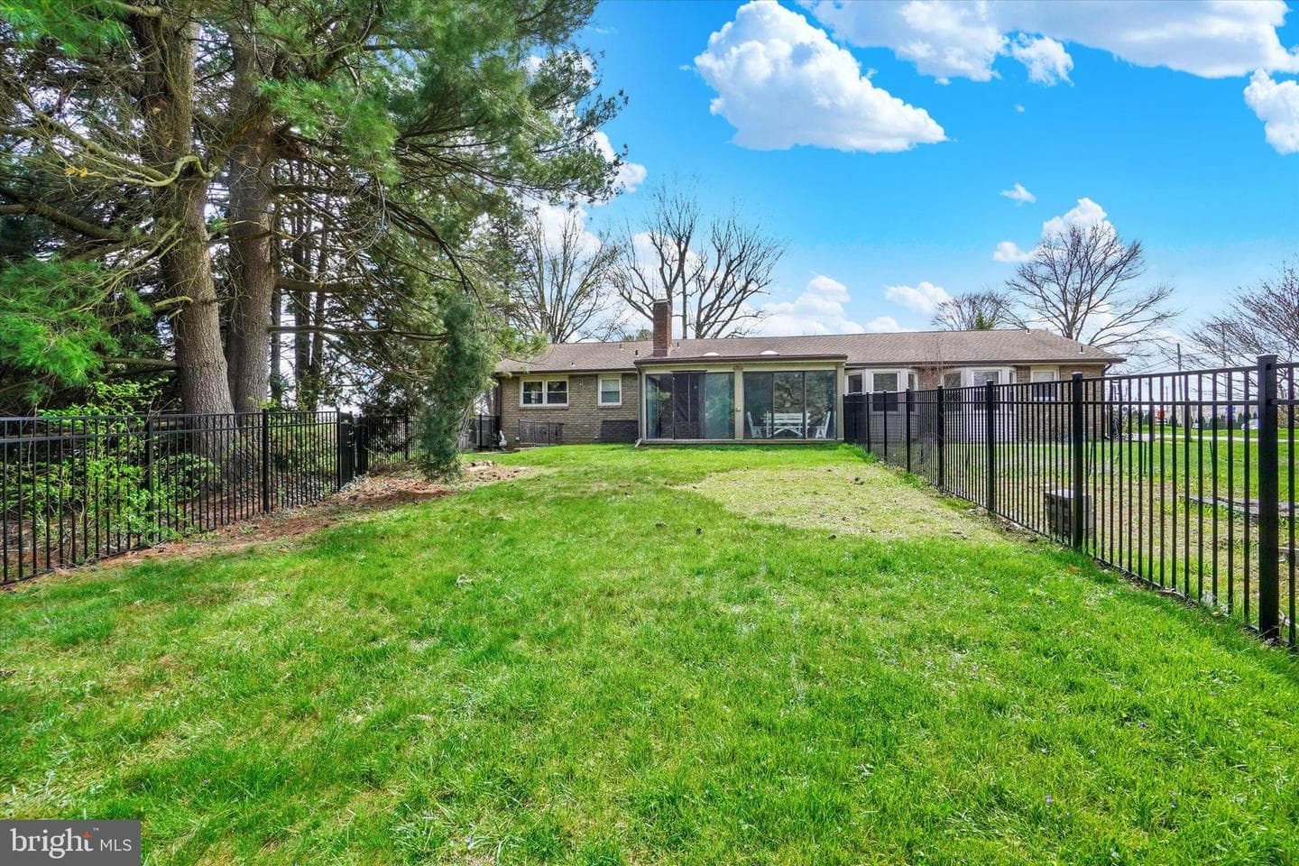 5 Marlborough Drive photo 29