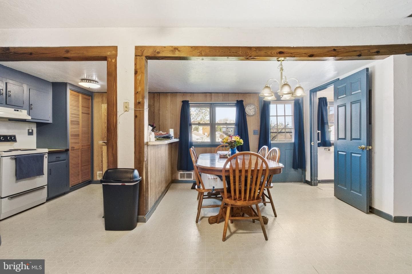 14 Fair Avenue photo 11