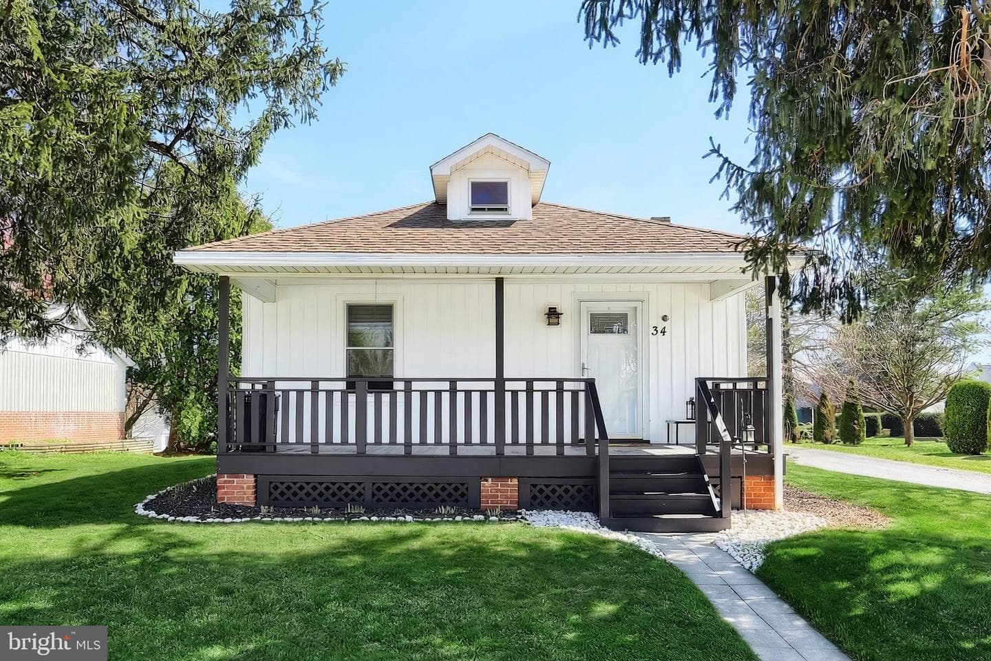 34 Mill Street photo 3