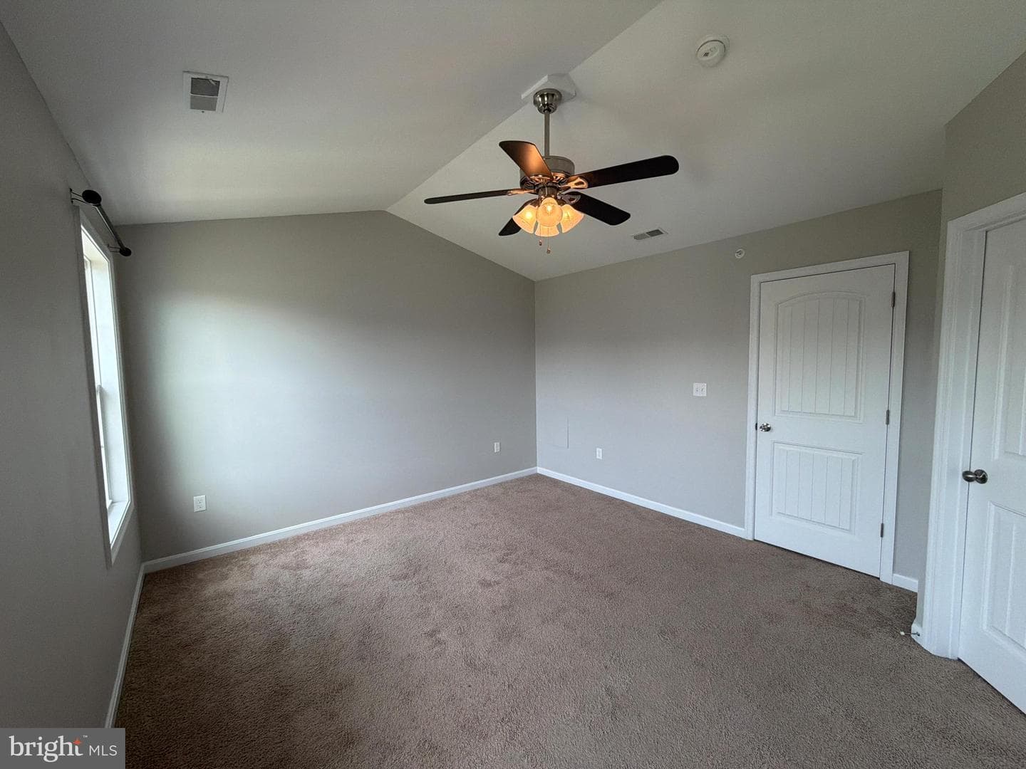 522 Charles Avenue photo 20