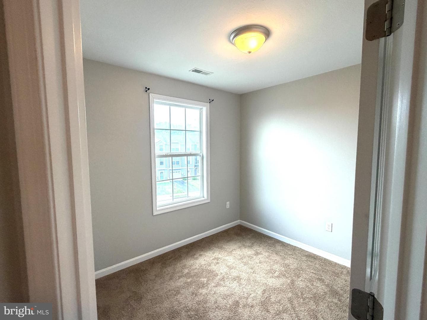 522 Charles Avenue photo 47