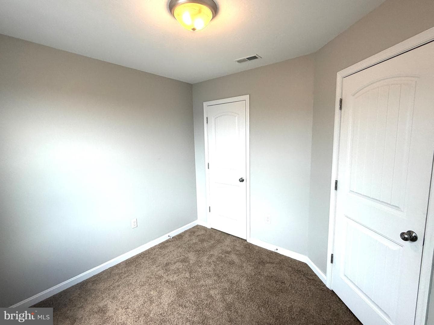 522 Charles Avenue photo 48