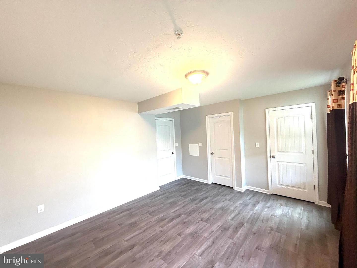 522 Charles Avenue photo 57