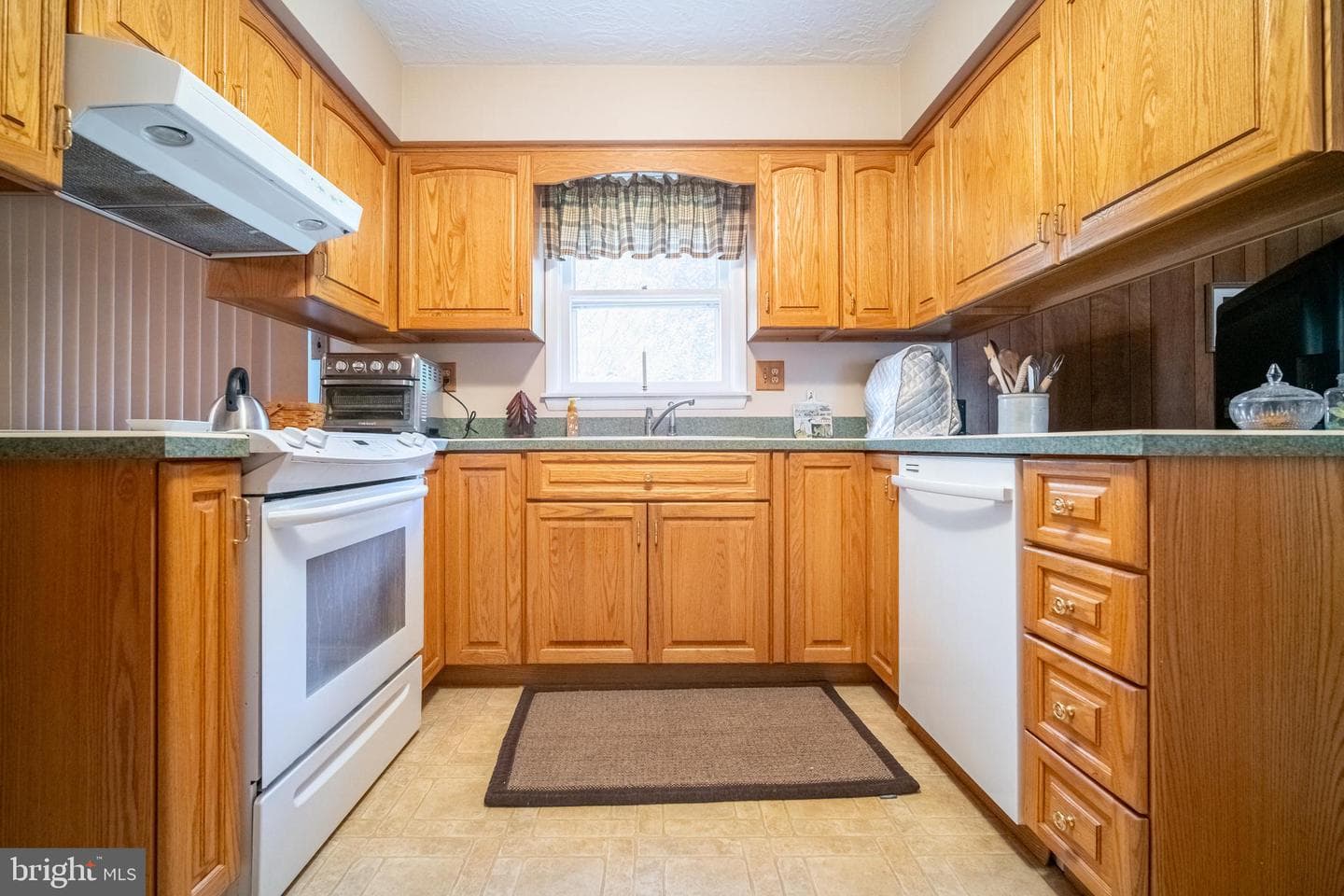 106 Circle Drive photo 13