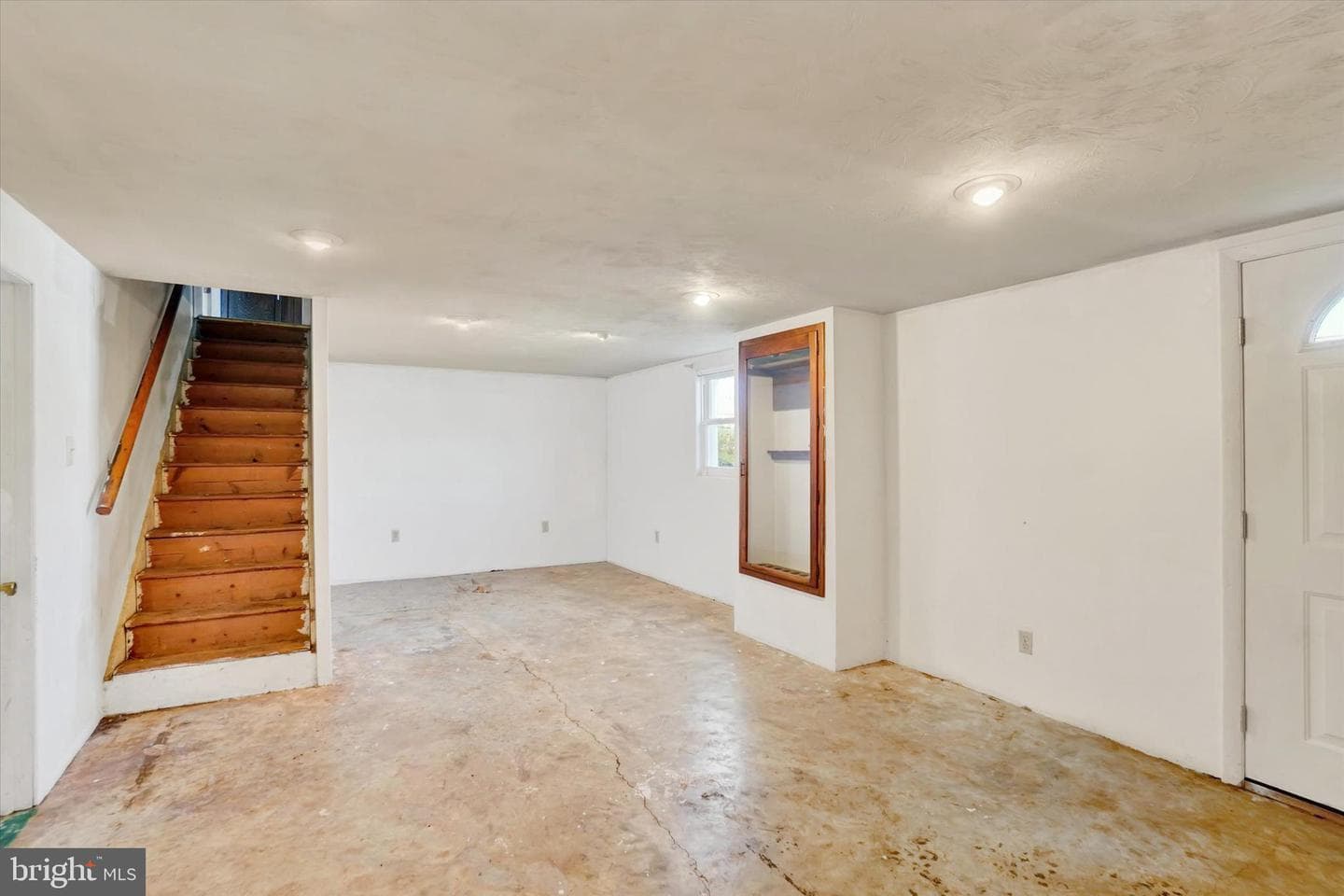 2081 Park Street photo 21