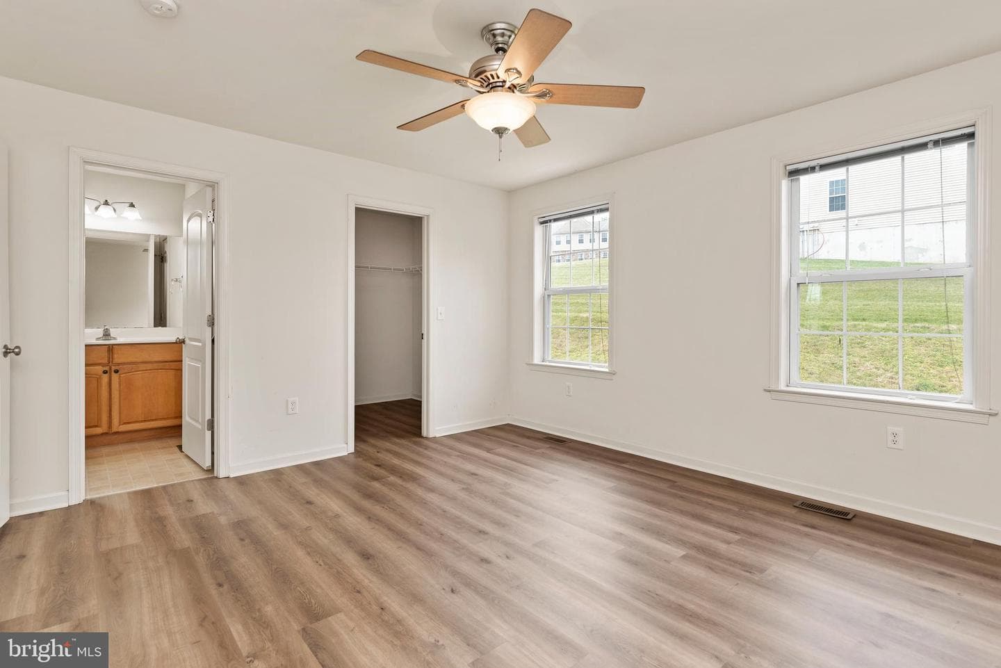 324 Weatherstone Drive photo 21