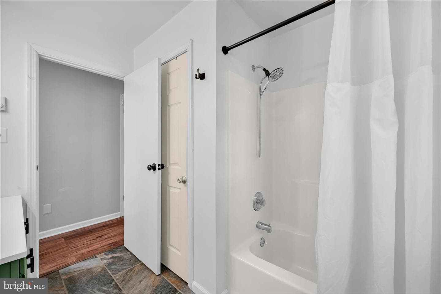 445 Scotch Pine Road photo 18