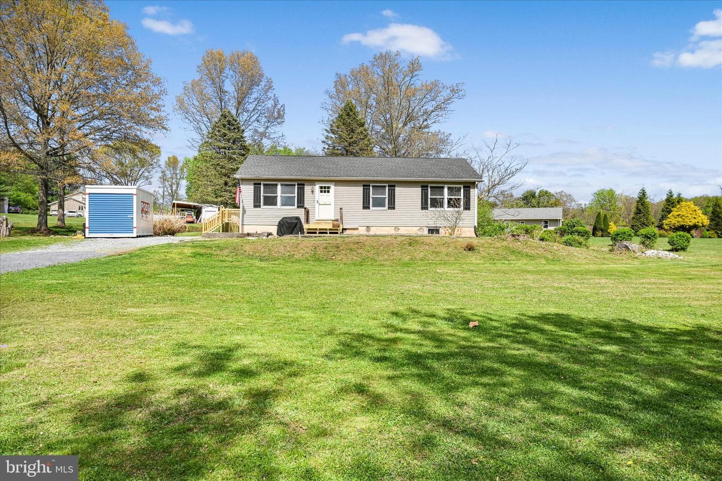 445 Scotch Pine Road photo 5
