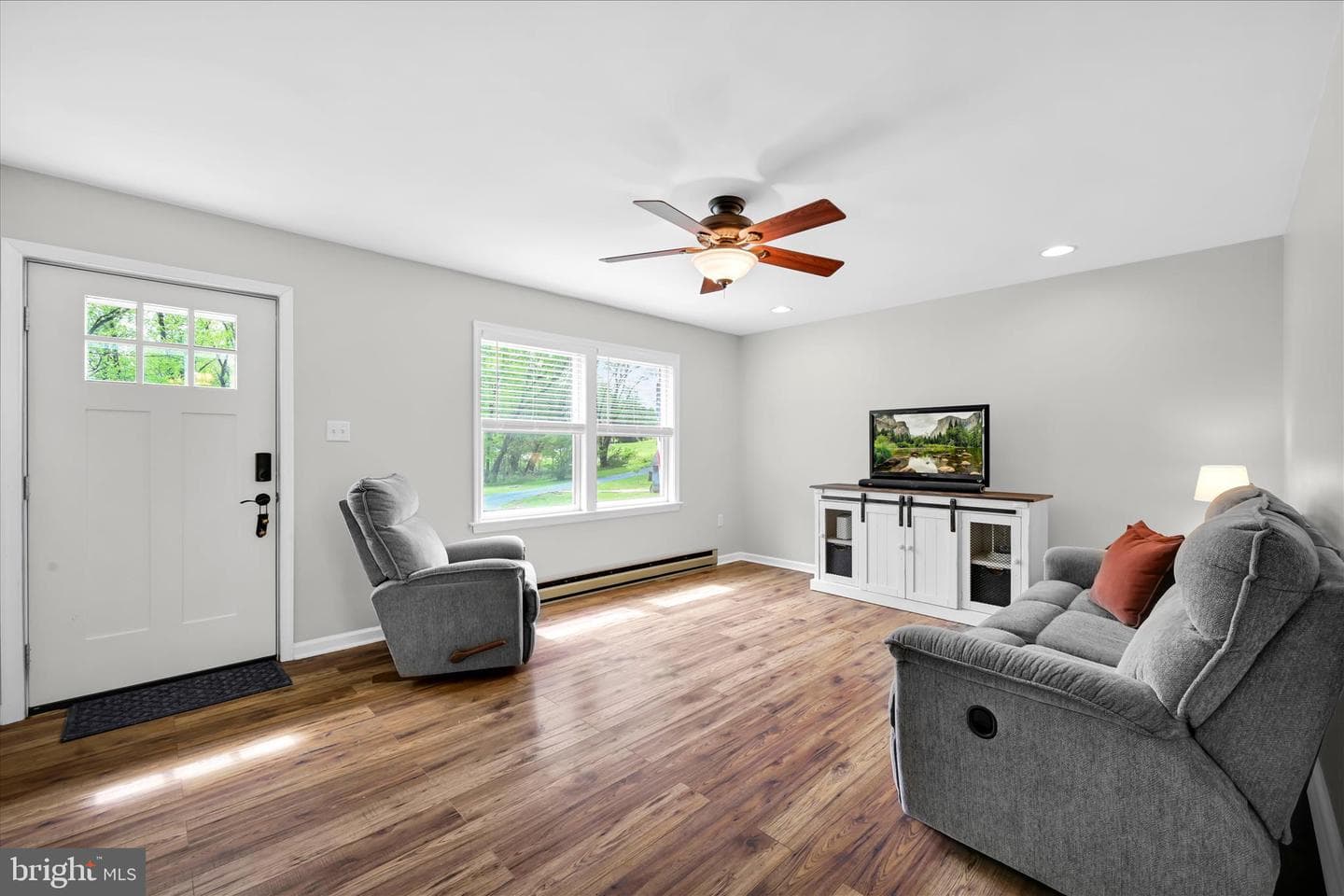 445 Scotch Pine Road photo 8