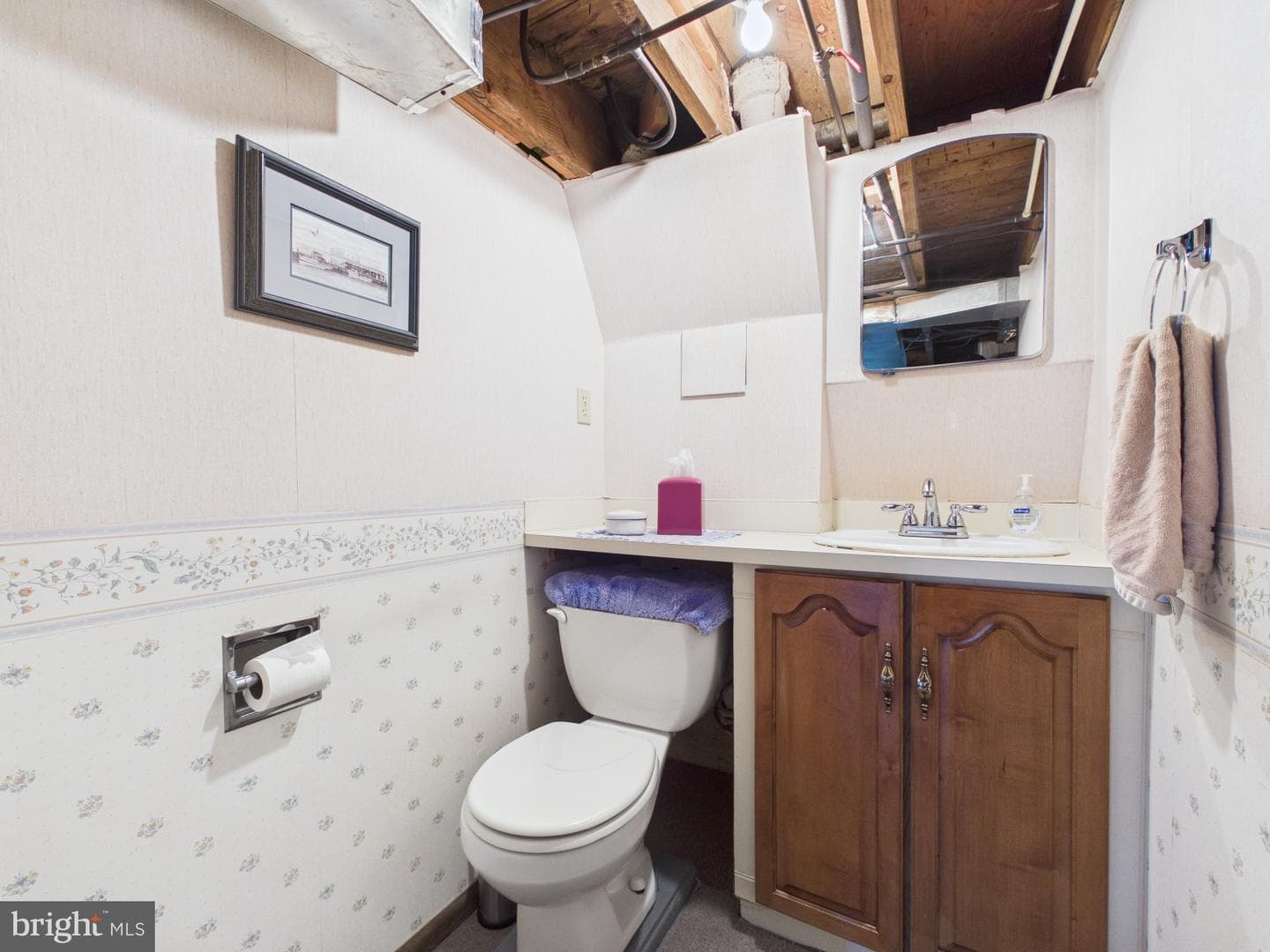 227 N Williams Street photo 40