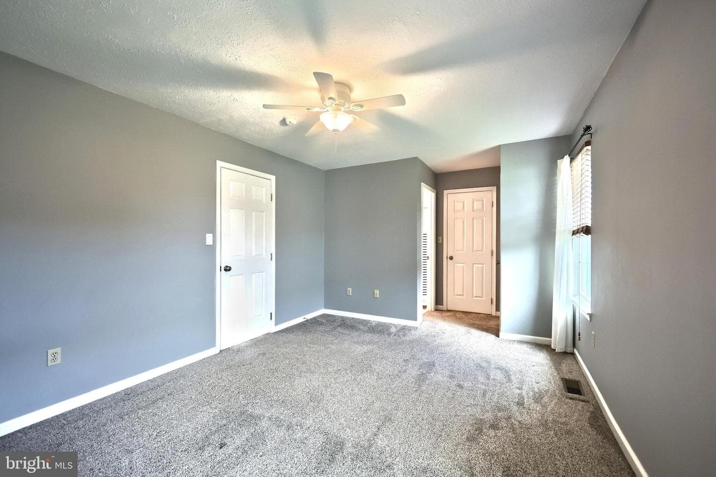 204 Country Ridge Drive photo 28