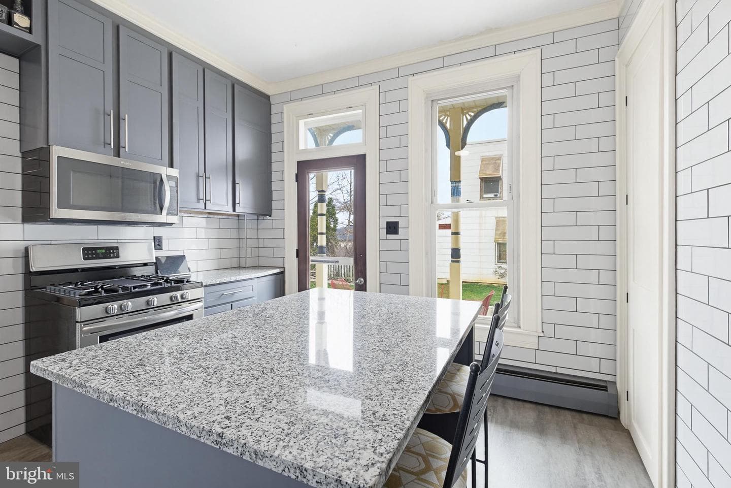 514 Locust Street photo 13