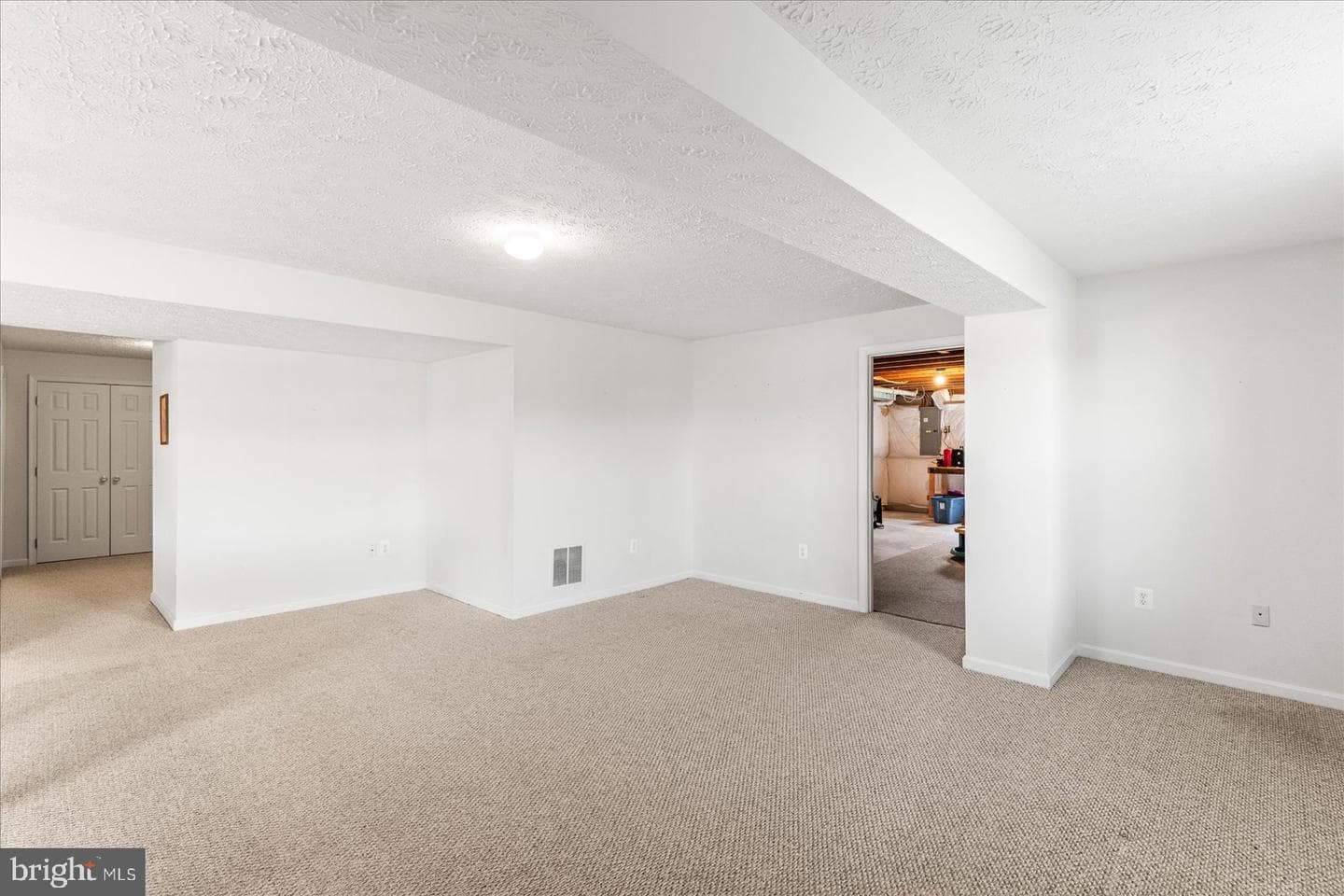 20 Sydney Drive photo 58