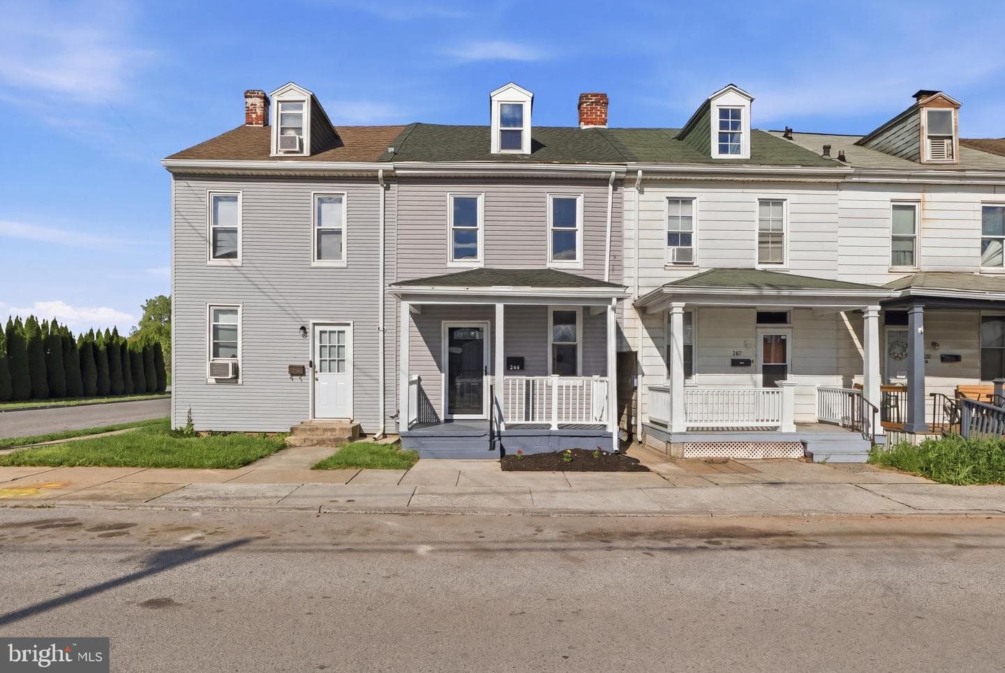 203 Fulton Street photo 2