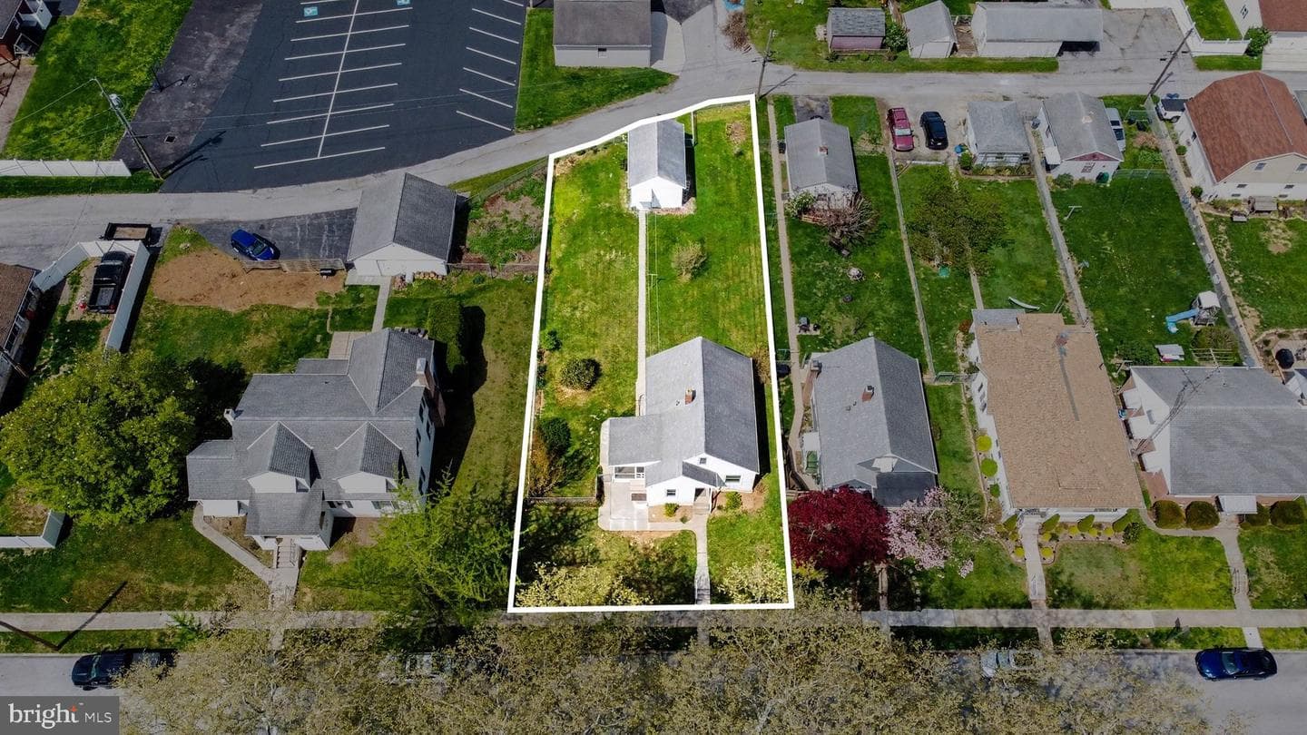 932 E Walnut Street photo 36