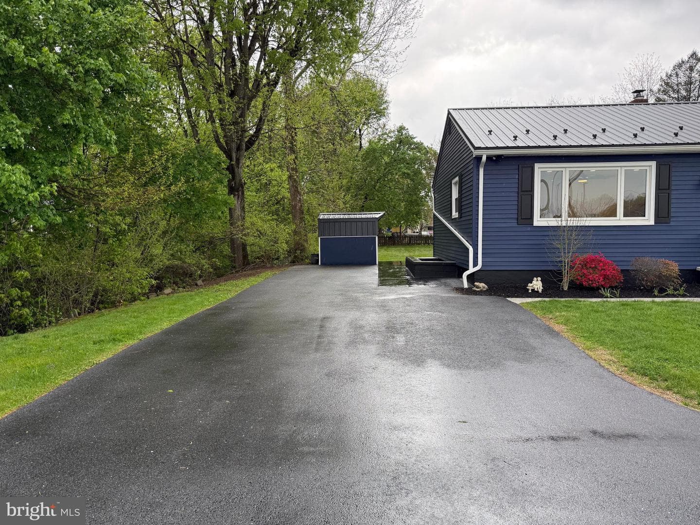 107 Fairview Road photo 3
