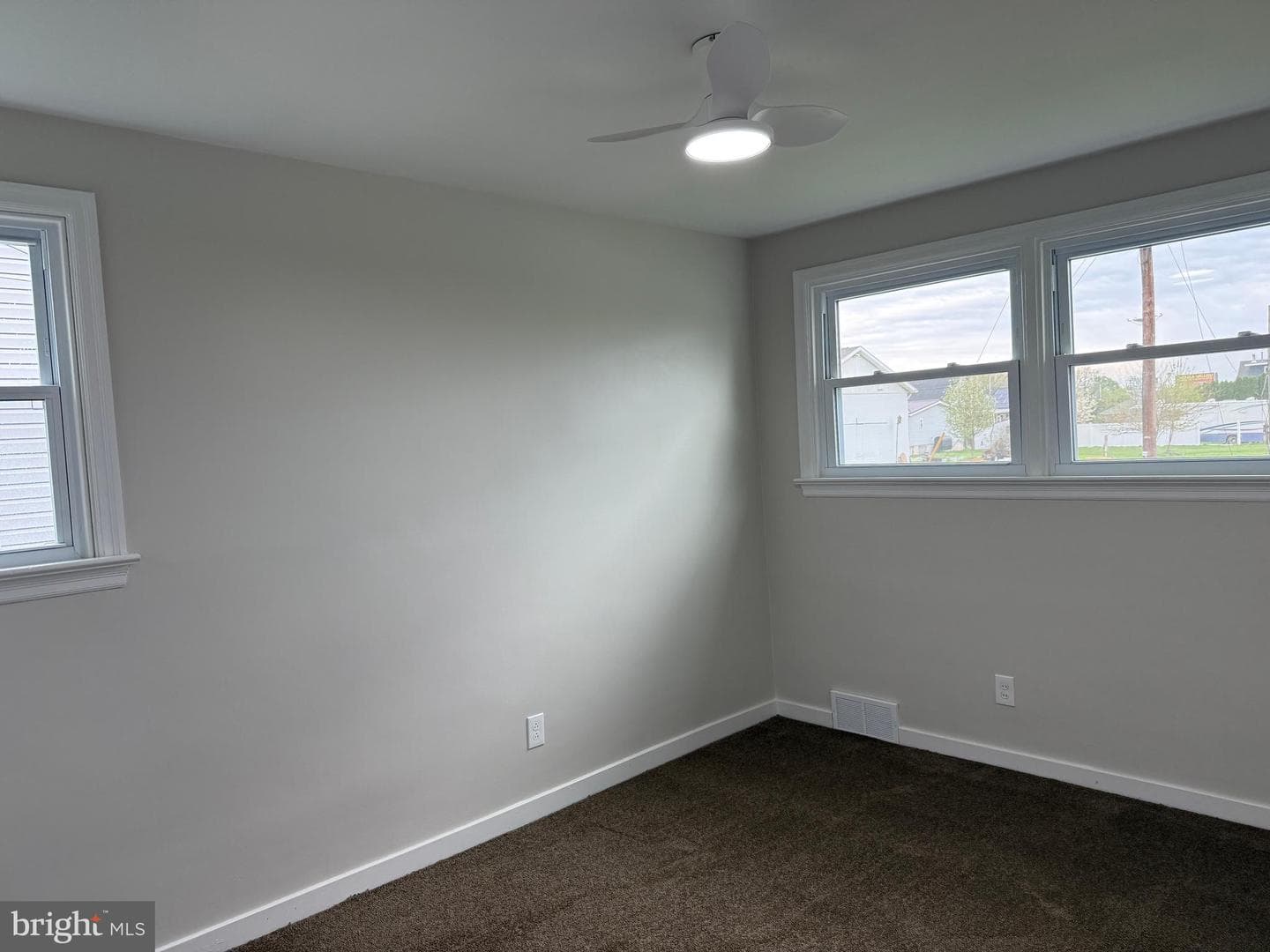 107 Fairview Road photo 30