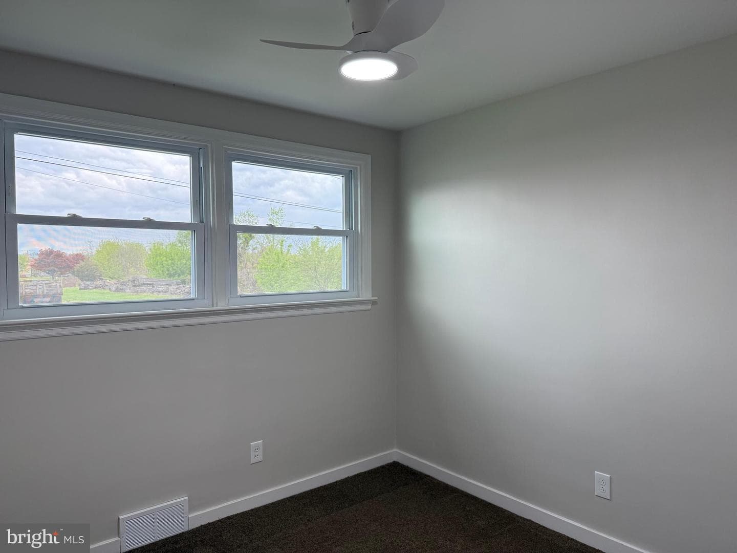 107 Fairview Road photo 33